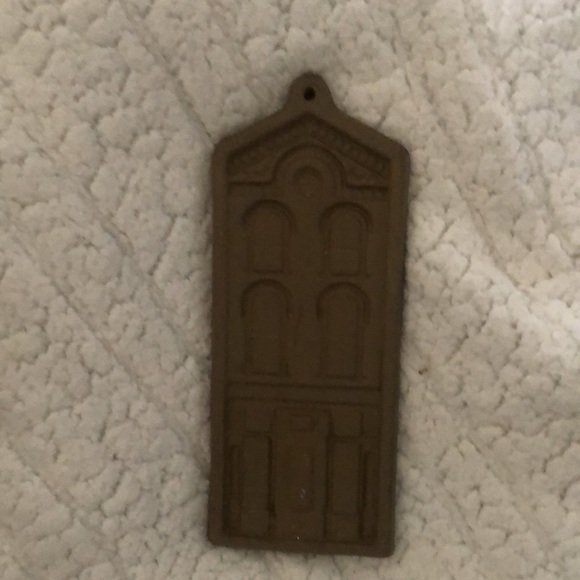 Hartstone clay cookie molds. - Picture 8 of 9